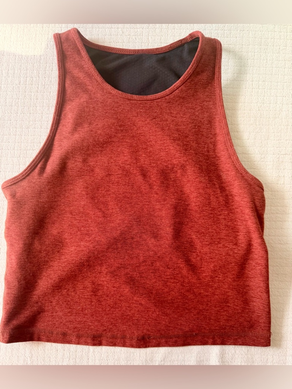 Vuori Elevation Plyo Tank Rust Red Cropped Athletic Top Built-In Bra XS